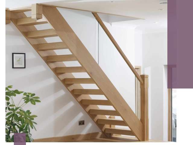 Изготовление деревянных лестниц под ключ в Аксае для дома