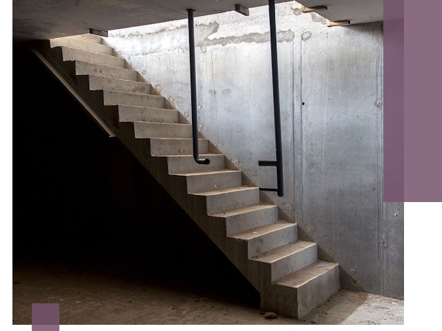 Изготовление и монтаж лестниц в подвале в Аксае
