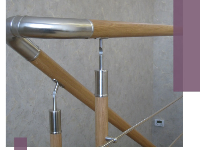 Комбинированные перила на заказ в Аксае — монтаж и производство