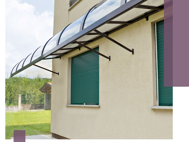 Козырьки над окнами в Аксае — изготовление и монтаж по выгоде