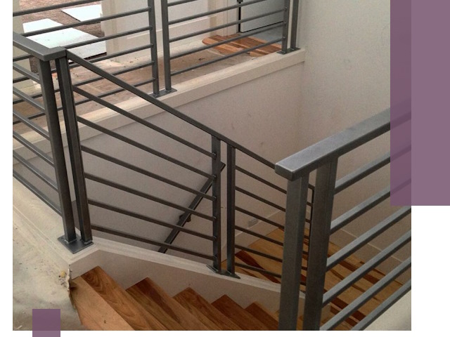 Изготовление поручней из металла и дерева в Аксае